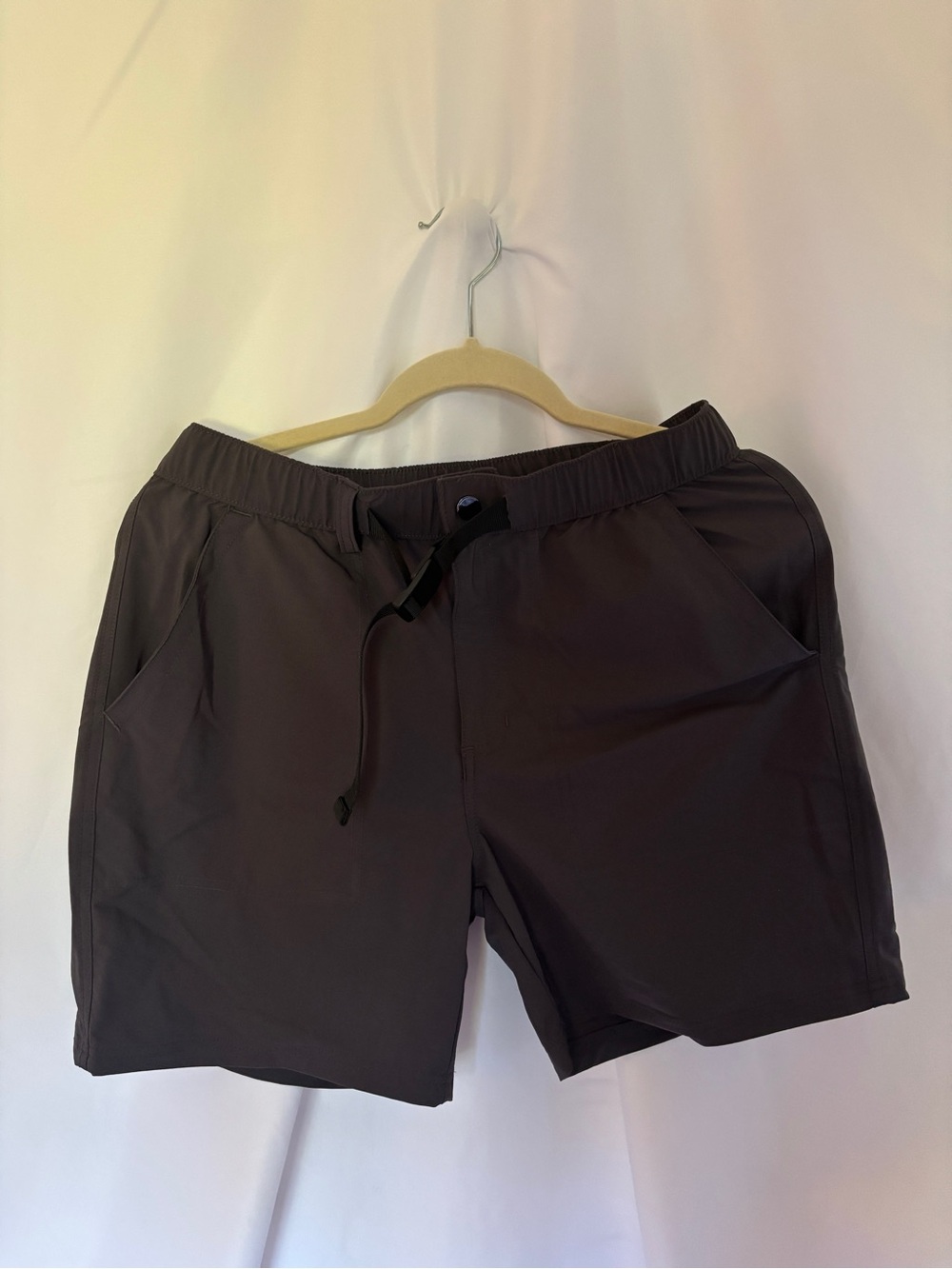 Gym Brave Men's Elastic-Waist Drawstring Shorts - Charcoal